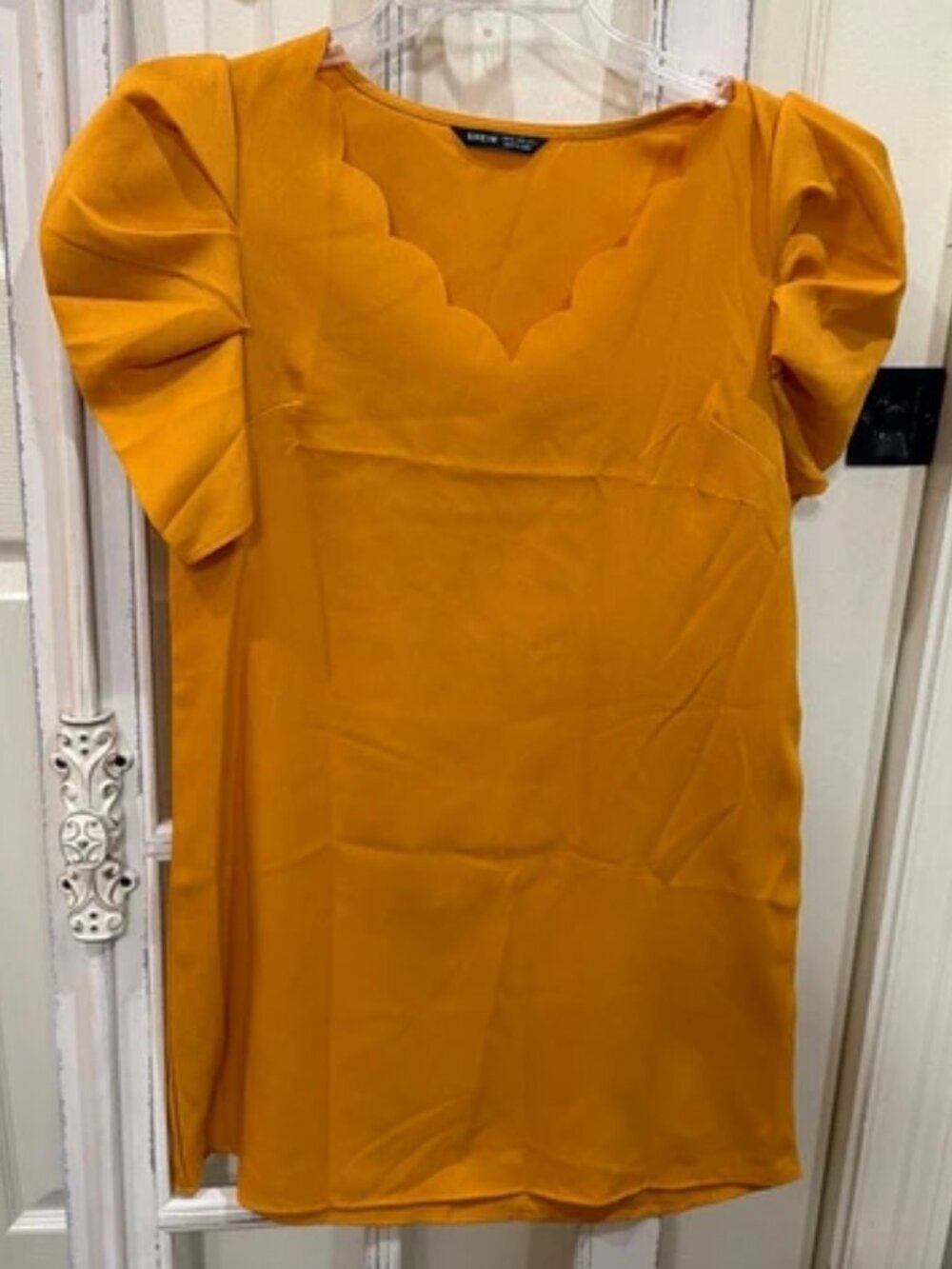 Women’s dress - Perfect for Fall!